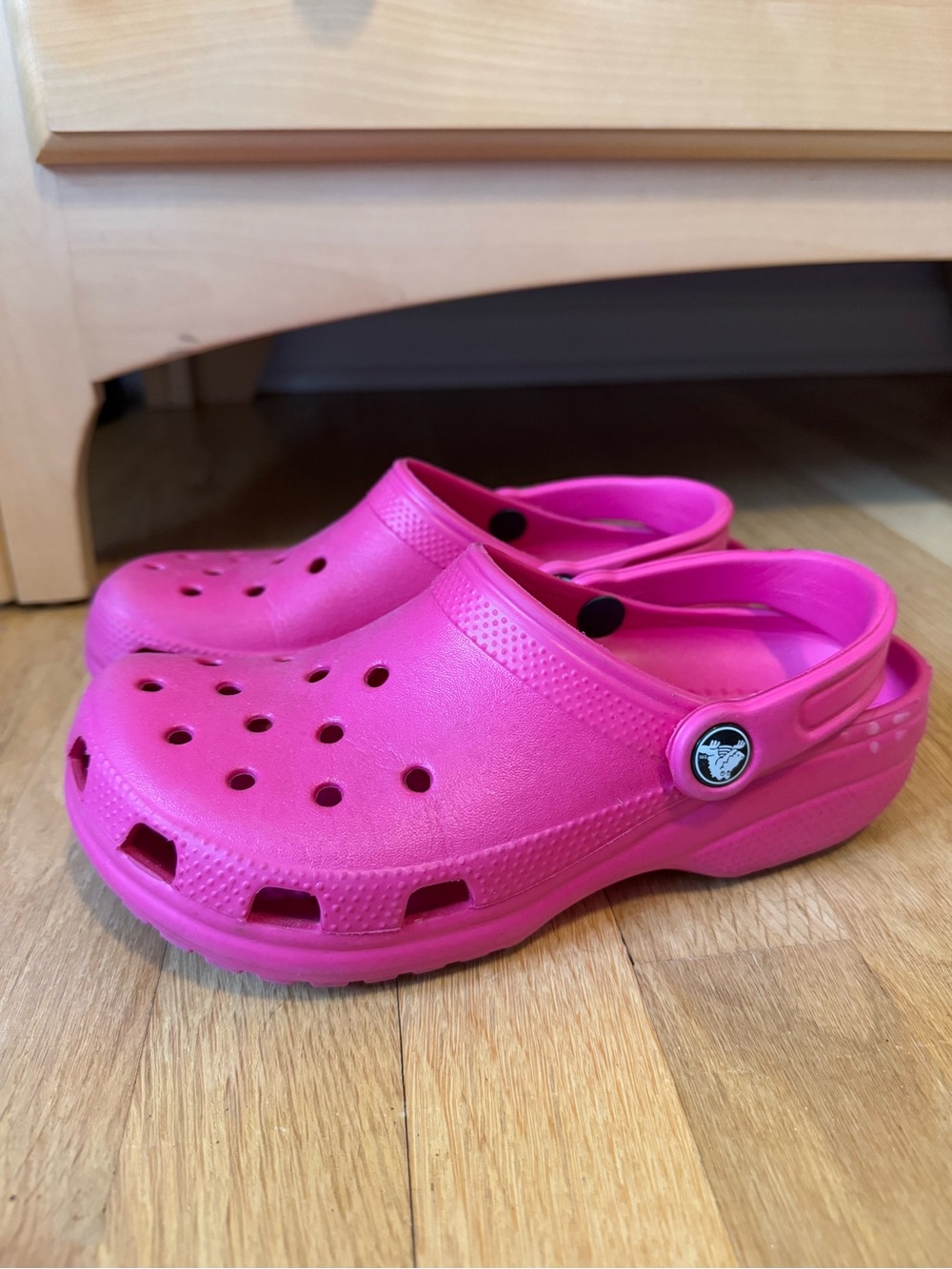 CROCS Kids' Classic Clog in Bright Pink